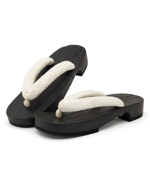 SOUBIEN（ソウビエン）の「下駄 レディース レース 浴衣向け 夏 桐下駄 右近型 和装小物（和装小物・レディース・グリーン系その他/ベージュ系その他/ホワイト系その他/グレー系その他/クリーム・FREE）」の2枚目の写真