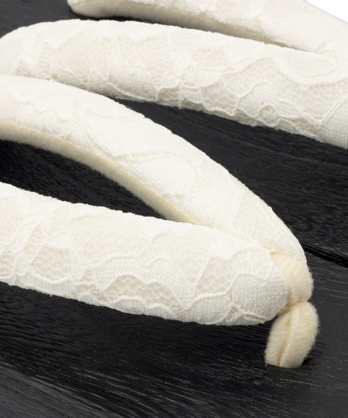 SOUBIEN（ソウビエン）の「下駄 レディース レース 浴衣向け 夏 桐下駄 右近型 和装小物（和装小物・レディース・グリーン系その他/ベージュ系その他/ホワイト系その他/グレー系その他/クリーム・FREE）」の7枚目の写真