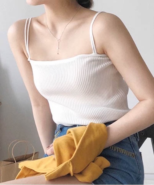 AMELY(エミリー)の「リブキャミソール(キャミソール・レディース・ホワイト/ブラック/ベージュ/ブルー/ピンク・フリー)」の7枚目の写真