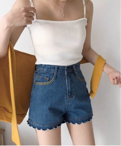 AMELY(エミリー)の「リブキャミソール(キャミソール・レディース・ホワイト/ブラック/ベージュ/ブルー/ピンク・フリー)」の6枚目の写真