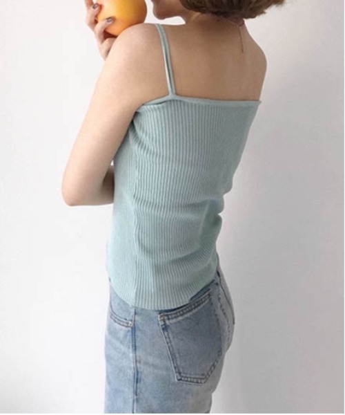AMELY(エミリー)の「リブキャミソール(キャミソール・レディース・ホワイト/ブラック/ベージュ/ブルー/ピンク・フリー)」の21枚目の写真