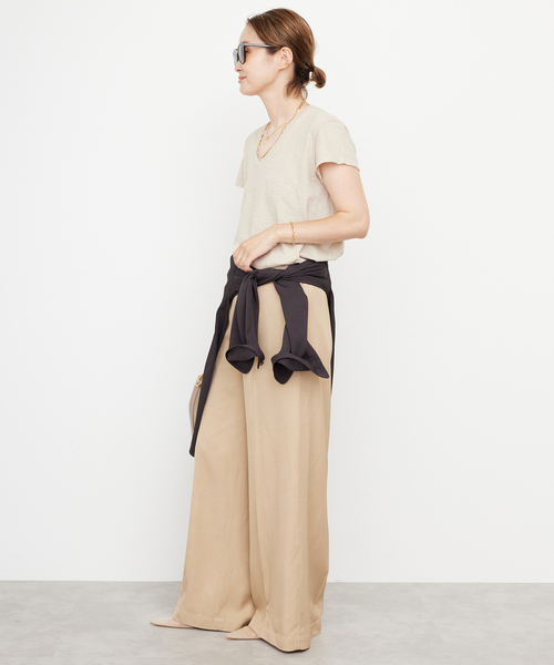 CALUX（キャラクス）の「【CALUX/キャラクス】Vネック Tシャツ（Tシャツ/カットソー・レディース・ブラウン系その他/ホワイト/ベージュ・FREE）」の11枚目の写真