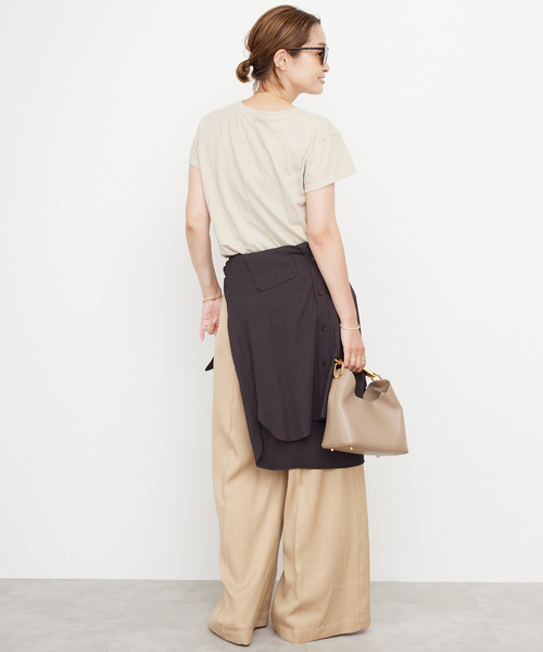 CALUX（キャラクス）の「【CALUX/キャラクス】Vネック Tシャツ（Tシャツ/カットソー・レディース・ブラウン系その他/ホワイト/ベージュ・FREE）」の12枚目の写真