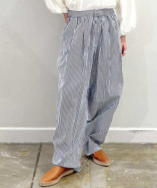 JOURNAL STANDARD LUXE(ジャーナルスタンダード ラックス)の「タイプクロス タックパンツ(その他パンツ・レディース・ブルー系その他/ネイビー・MEDIUM/SMALL)」の1枚目の写真