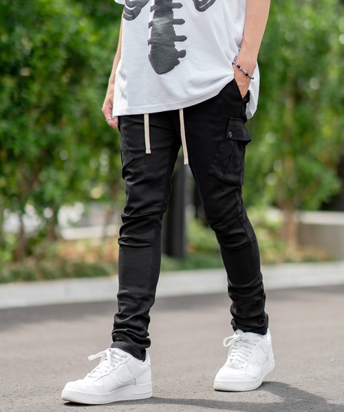 SIDEWAY STANCE（サイドウェイスタンス）の「【SIDEWAY STANCE】スリム テーパード カーゴパンツ（カーゴパンツ・メンズ・カーキ/ブラック・SMALL/MEDIUM/LARGE/X-LARGE）」の2枚目の写真