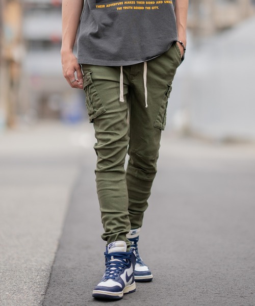 SIDEWAY STANCE（サイドウェイスタンス）の「【SIDEWAY STANCE】スリム テーパード カーゴパンツ（カーゴパンツ・メンズ・カーキ/ブラック・SMALL/MEDIUM/LARGE/X-LARGE）」の5枚目の写真