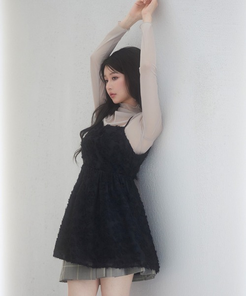 SAISON DE PAPILLON(セゾンドパピヨン)の「フラワーモチーフキャミトップス(キャミソール・レディース・グレー/ブラック・M/L)」の13枚目の写真