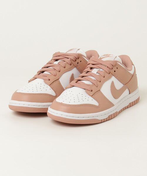 NIKE(ナイキ)の「WMNS DUNK LOW(スニーカー・レディース・ホワイト×ピンク・23.0cm/24.0cm/23.5cm)」の1枚目の写真