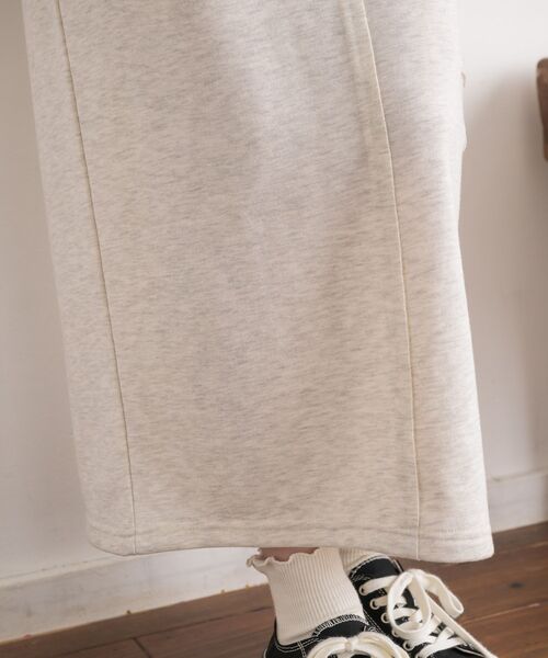 RETRO GIRL(レトロガール)の「ダメージ裏毛SK(スカート・レディース・ホワイト系その他/ダークグリーン/チャコールグレー・FREE)」の8枚目の写真