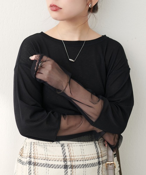 natural couture（ナチュラルクチュール）の「袖チュール切替カットプルオーバー（Tシャツ/カットソー・レディース・ミント/ピンク/サックスブルー/ブラック/オフホワイト・FREE）」の3枚目の写真