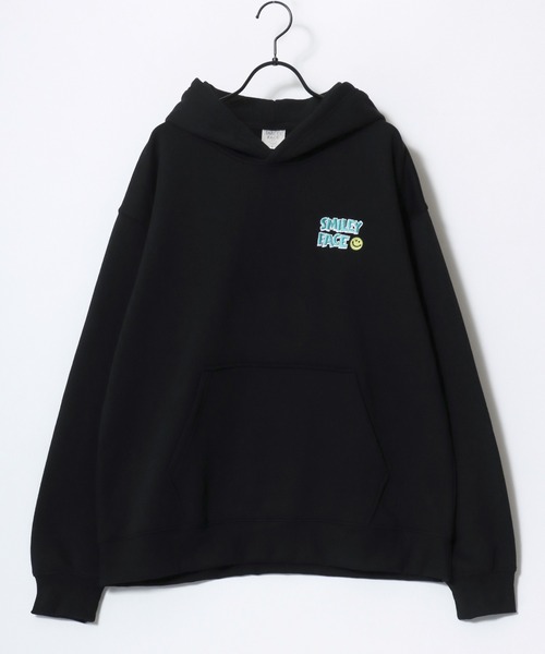 SMILEY FACE(スマイリーフェイス)の「SMILEY FACE/スマイリーフェイス オーバーサイズ 裏起毛 袖プリント バックプリント ロゴ ワンポイント刺繍 スウェット パーカー フーディー/レディース メンズ(パーカー・レディース・スミクロ/グレー系その他2/グレー系その他/ブラック系その他/ブラック系その他3/ブラック系その他2/ネイビー/アッシュグレー/ブラック・LL/L/M)」の22枚目の写真