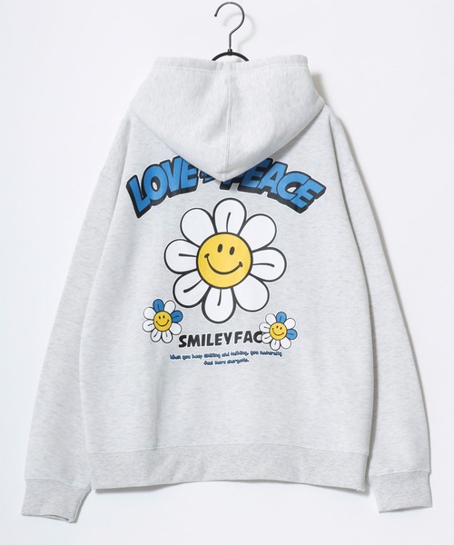 SMILEY FACE(スマイリーフェイス)の「SMILEY FACE/スマイリーフェイス オーバーサイズ 裏起毛 袖プリント バックプリント ロゴ ワンポイント刺繍 スウェット パーカー フーディー/レディース メンズ(パーカー・レディース・スミクロ/グレー系その他2/グレー系その他/ブラック系その他/ブラック系その他3/ブラック系その他2/ネイビー/アッシュグレー/ブラック・LL/L/M)」の19枚目の写真