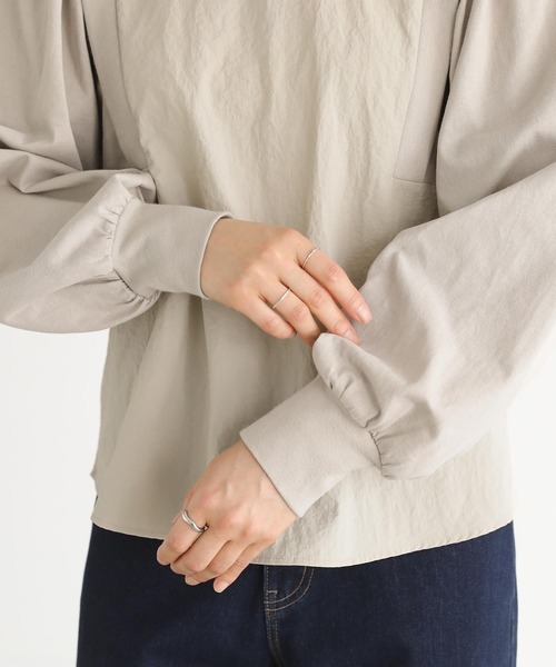 n'OrLABEL(ノアールレーベル)の「ナイロン異素材カットソー(Tシャツ/カットソー・レディース・グレイッシュベージュ/ブラック/カーキ・2/1)」の18枚目の写真