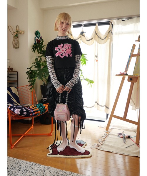 PAMEO POSE（パメオポーズ）の「【YUUKI】Lots of stickers Mini Tee（Tシャツ/カットソー・レディース・ブラック/アイボリー・FREE）」の8枚目の写真