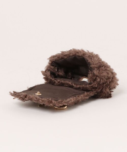 FLAPPER（フラッパー）の「おしゃれな犬AirPodsProケース（ヘッドフォン/イヤホン・レディース・ダークブラウン/グレー/アイボリー・FREE）」の22枚目の写真