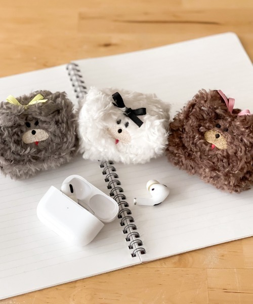 AirPods Pro 2 犬の彫刻付き ケースと左耳