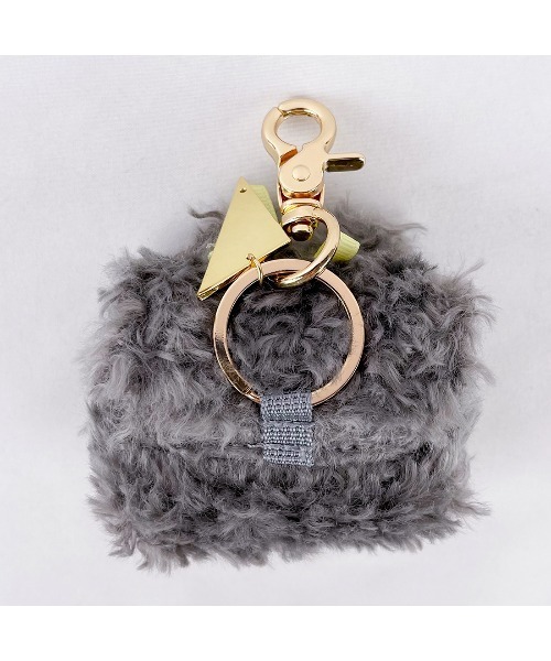 FLAPPER（フラッパー）の「おしゃれな犬AirPodsProケース（ヘッドフォン/イヤホン・レディース・ダークブラウン/グレー/アイボリー・FREE）」の7枚目の写真