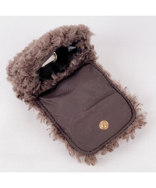 FLAPPER（フラッパー）の「おしゃれな犬AirPodsProケース（ヘッドフォン/イヤホン・レディース・ダークブラウン/グレー/アイボリー・FREE）」の15枚目の写真