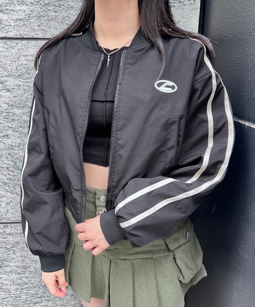 Figments（フィグメンツ）の「サイドラインモーダーブルゾン（ブルゾン・レディース・ブラック・FREE）」の4枚目の写真