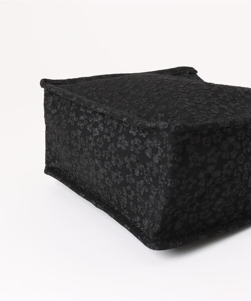 Mignonjour（ミニョンジュール）の「Mignonjour/フラワーミニトートバッグ M2579（トートバッグ・レディース・ホワイト/ベージュ/ブラック/ブルー・FREE）」の13枚目の写真