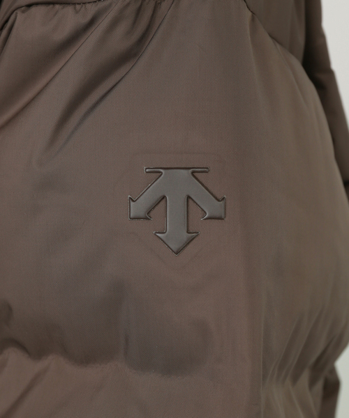 DESCENTE（デサント）の「【DESCENTE ALLTERRAIN】MIZUSAWA DOWN COAT：ダウン（ダウンジャケット/コート・レディース・ブラック/ブラウン・MEDIUM/SMALL）」の15枚目の写真