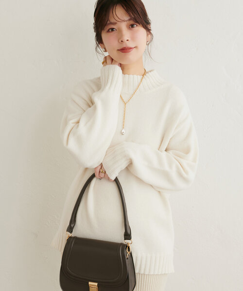 natural couture(ナチュラルクチュール)の「ウール&リサイクルポリブレンドニットプルオーバー(ニット/セーター・レディース・レッド/グレー/ブルー/ピンク/サックスブルー/オフホワイト/モカ/グリーン・FREE)」の3枚目の写真