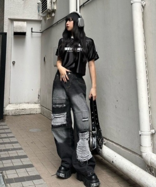 KsG（ケーエスジー）の「ダメージバギーデニムパンツ（デニムパンツ・レディース・ブルー/ブラック・SMALL/MEDIUM/LARGE/X-LARGE）」の22枚目の写真