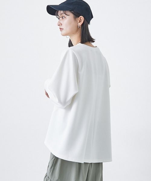 nissen(ニッセン)の「裾切替デザイン長袖トップス(Tシャツ/カットソー・レディース・オフホワイト/ブラック/ブルー・L/M)」の12枚目の写真