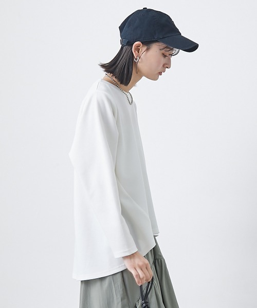 nissen(ニッセン)の「裾切替デザイン長袖トップス(Tシャツ/カットソー・レディース・オフホワイト/ブラック/ブルー・L/M)」の20枚目の写真