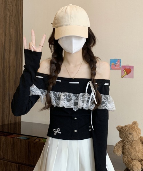 セール】オフショルフリルレース リボンデザイン トップス（T