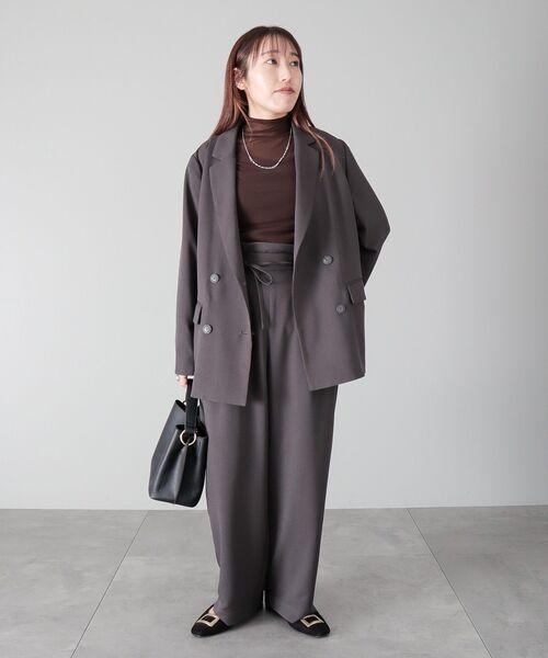CRAFT STANDARD BOUTIQUE(クラフトスタンダードブティック)の「Wテーラードジャケット ◆(テーラードジャケット・レディース・グレイッシュベージュ/ダークグレー・FREE)」の4枚目の写真