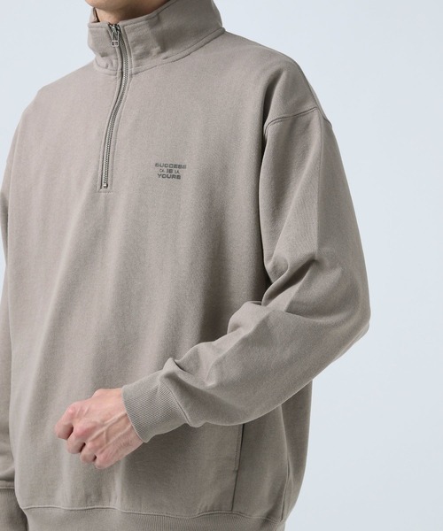 BAYFLOW（ベイフロー）の「[トレンドデザイン]ハーフジップスウェットプルオーバー（スウェット・メンズ・アイボリー/ブラック/グレー・MEDIUM/LARGE）」の11枚目の写真