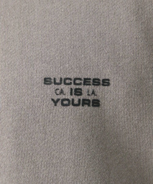 BAYFLOW（ベイフロー）の「[トレンドデザイン]ハーフジップスウェットプルオーバー（スウェット・メンズ・アイボリー/ブラック/グレー・MEDIUM/LARGE）」の16枚目の写真