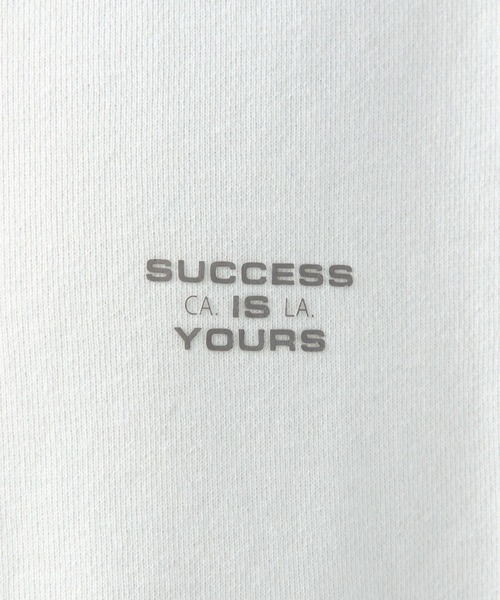 BAYFLOW（ベイフロー）の「[トレンドデザイン]ハーフジップスウェットプルオーバー（スウェット・メンズ・アイボリー/ブラック/グレー・MEDIUM/LARGE）」の20枚目の写真