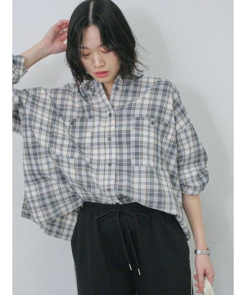 Samansa Mos2 blue（サマンサモスモスブルー）の「チェックビッグシャツ（シャツ/ブラウス・レディース・ブラック/グレー/ベージュ・F）」の4枚目の写真