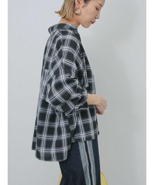 Samansa Mos2 blue（サマンサモスモスブルー）の「チェックビッグシャツ（シャツ/ブラウス・レディース・ブラック/グレー/ベージュ・F）」の14枚目の写真