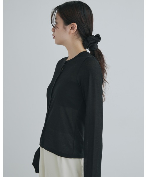kiehtova（キエトヴァ）の「【kiehtova】SHEER RIB CARDIGAN/シアーリブカーディガン（カーディガン/ボレロ・レディース・ホワイト/ブラック/グレー・FREE）」の6枚目の写真