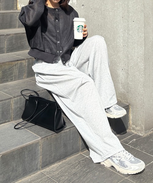 ISOOK（アイスー）の「【ISOOK / アイスー】シアーダンボール2wayカーディガン / シアートップス シースルー プルオーバー 羽織り ミドル丈 長袖 クルーネック 冷房対策 白 黒 アイボリー ブラック ZOZOTOWN限定（カーディガン/ボレロ・レディース・ブラック/アイボリー・FREE）」の4枚目の写真