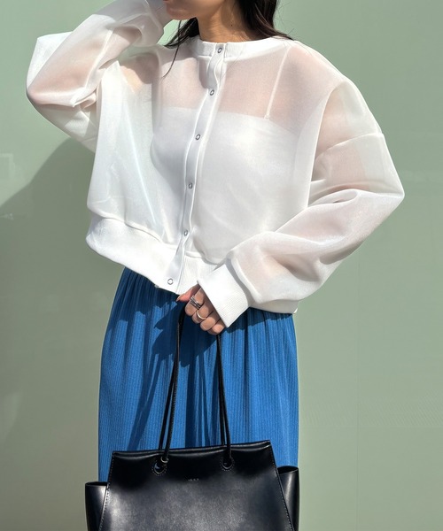 ISOOK（アイスー）の「【ISOOK / アイスー】シアーダンボール2wayカーディガン / シアートップス シースルー プルオーバー 羽織り ミドル丈 長袖 クルーネック 冷房対策 白 黒 アイボリー ブラック ZOZOTOWN限定（カーディガン/ボレロ・レディース・ブラック/アイボリー・FREE）」の19枚目の写真