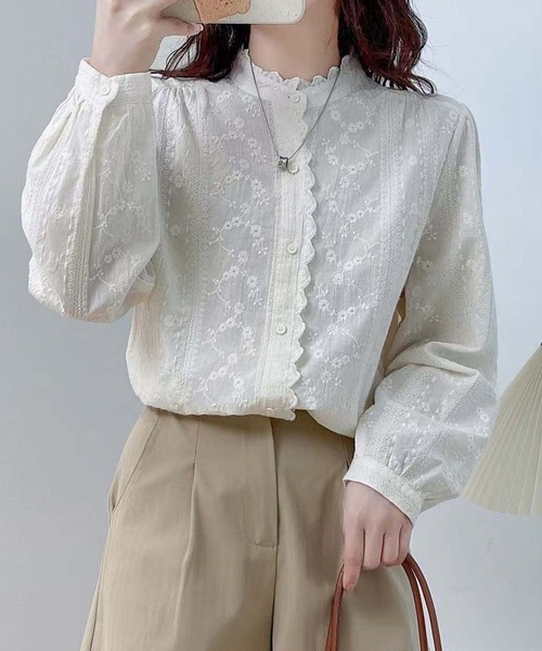 aimoha(アイモハ)の「フリル襟レース花柄刺繍シャツ(シャツ/ブラウス・レディース・ホワイト/ライトベージュ・FREE)」の2枚目の写真