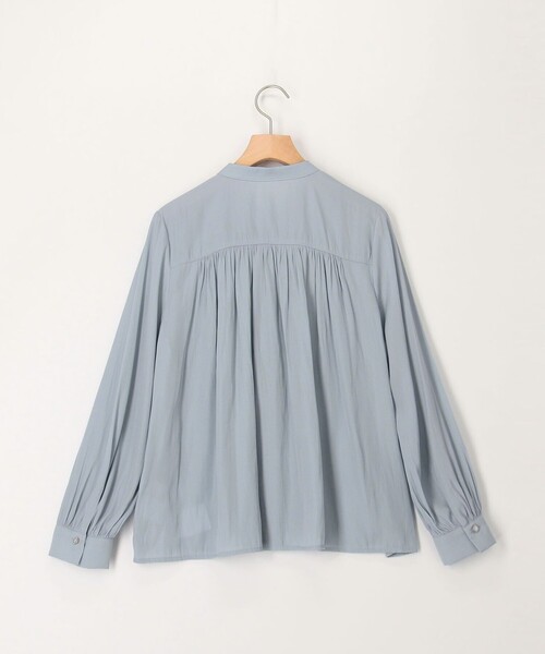 MICO COULIER（ミコクリエ）の「《オケージョン対応》パウダーサテンブラウス（シャツ/ブラウス・レディース・サックスブルー/ベビーピンク/グレイッシュベージュ/ライトグリーン・38）」の18枚目の写真