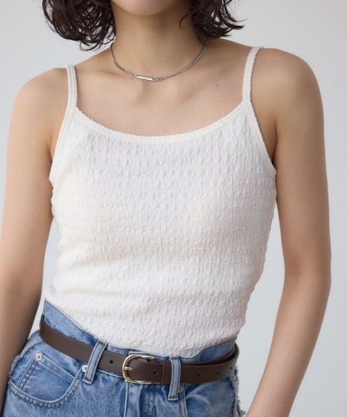 AZUL by moussy(アズールバイマウジー)の「ヘンケイリブキャミソール(キャミソール・レディース・ベージュ/ブラック/オフホワイト・SMALL/MEDIUM)」の2枚目の写真