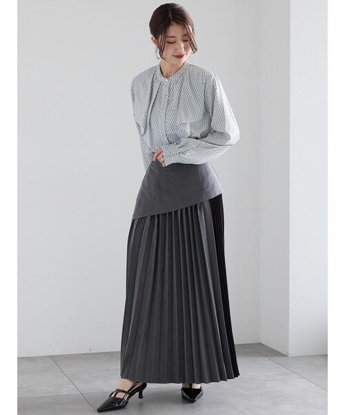 Te chichi(テチチ)の「アシンメトリープリーツコンビスカート(スカート・レディース・オフホワイト/グレー・F)」の19枚目の写真