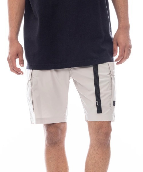 BILLABONG(ビラボン)の「BILLABONG メンズ 【A/DIV.】 UTILITY SHORTS ショートパンツ 【2025年春夏モデル】/ビラボンウェビングベルトストレッチ速乾撥水軽量ナイロンカーゴショートパンツ(カーゴパンツ・メンズ・ブラック/ライトベージュ・X-LARGE/LARGE/MEDIUM)」の10枚目の写真