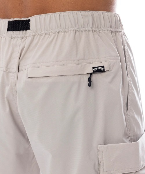 BILLABONG(ビラボン)の「BILLABONG メンズ 【A/DIV.】 UTILITY SHORTS ショートパンツ 【2025年春夏モデル】/ビラボンウェビングベルトストレッチ速乾撥水軽量ナイロンカーゴショートパンツ(カーゴパンツ・メンズ・ブラック/ライトベージュ・X-LARGE/LARGE/MEDIUM)」の13枚目の写真
