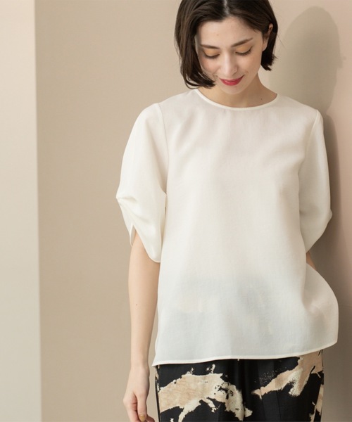 OPAQUE.CLIP（オペークドットクリップ）の「リネンライクタックスリーブブラウス【洗濯機洗い可/吸水速乾/接触冷感】（シャツ/ブラウス・レディース・アイボリー/ブラック/ブラウン系その他/ブルー・36/38/40/42）」の8枚目の写真