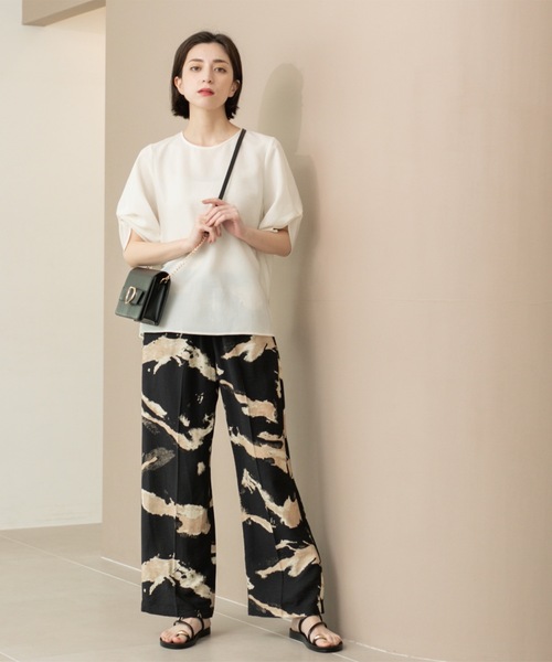 OPAQUE.CLIP（オペークドットクリップ）の「リネンライクタックスリーブブラウス【洗濯機洗い可/吸水速乾/接触冷感】（シャツ/ブラウス・レディース・アイボリー/ブラック/ブラウン系その他/ブルー・36/38/40/42）」の10枚目の写真