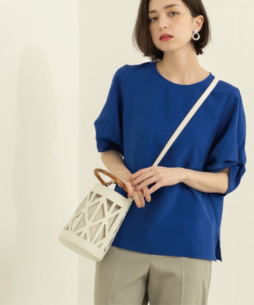OPAQUE.CLIP（オペークドットクリップ）の「リネンライクタックスリーブブラウス【洗濯機洗い可/吸水速乾/接触冷感】（シャツ/ブラウス・レディース・アイボリー/ブラック/ブラウン系その他/ブルー・36/38/40/42）」の16枚目の写真