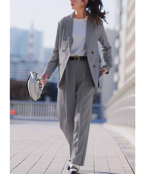 IEDIT（イディット）の「ＩＥＤＩＴ　きちんと見えて上品にこなれる大人のセミワイドパンツ〈グレー〉（スラックス・レディース・グレー・M/L/LL/3L/S）」の2枚目の写真