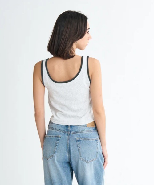 ROXY（ロキシー）の「FUN & ALIVE PILE TAN /ロキシーショート丈(短丈)パイピングタンクトップ（タンクトップ・レディース・ブラック/ブルー/グレー/ホワイト・SMALL/MEDIUM/LARGE）」の22枚目の写真